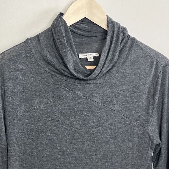 ZENANA Outfitters Small Gray Long Sleeved Cowl Neck Blouse - Picture 3 of 9